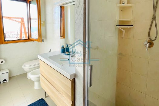 Sogni una vita vista mare?