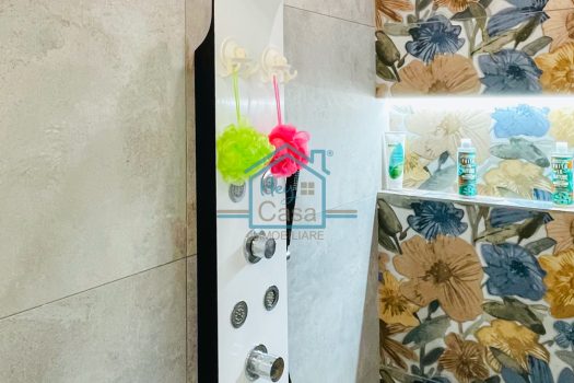 Villetta indipendente con giardino zona mare