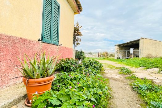 Villa da ristrutturare tra Ragusa e Marina di Ragusa