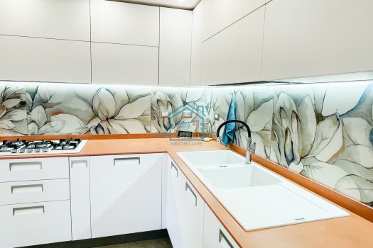 Villetta indipendente con giardino zona mare