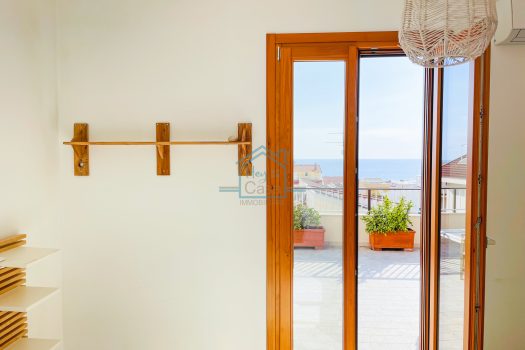 Sogni una vita vista mare?