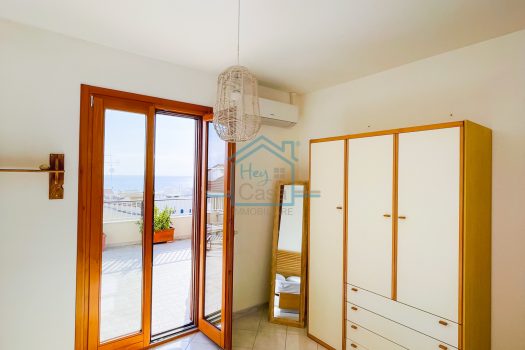 Sogni una vita vista mare?