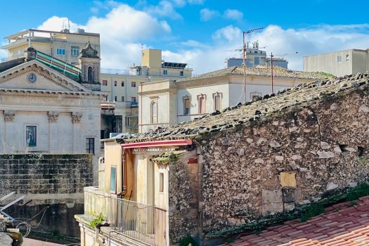 CERCHI LA COMODITÀ DI UN IMMOBILE RISTRUTTURATO?