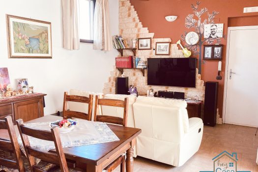 Appartamento su due piani in vendita in via delle Giuseppine, 25