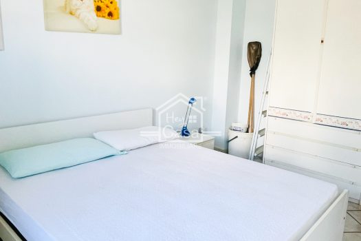 Appartamento con ampia Veranda a Punta Braccetto