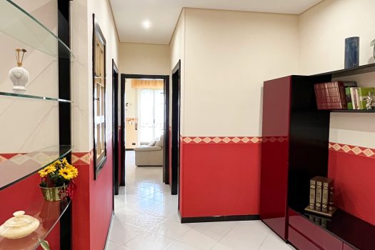 Cerchi un comodo appartamento, luminoso e pronto da vivere?