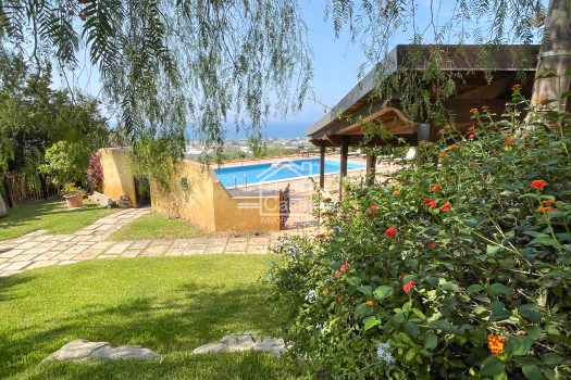 M14 Villa panoramica con Piscina e Giardino