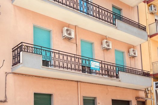 Cerchi un comodo appartamento, luminoso e pronto da vivere?