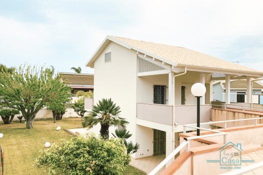Villa in vendita in via del Gelsomino, 8