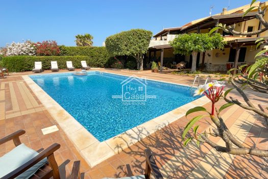 M14 Villa panoramica con Piscina e Giardino