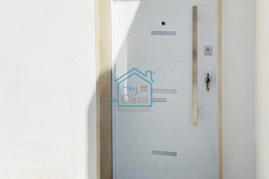 Villetta indipendente con giardino zona mare